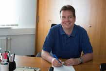 Herr Björn Schröder- 1. Geschäftsführer -Telefon: 04266/1030E-Mail: bjoern@lackiertechnik-schroeder.de
